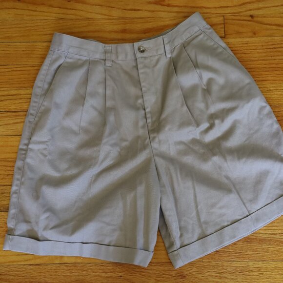 Vintage High Waisted Eddie Bauer Tan Shorts Size 14 - Picture 1 of 2